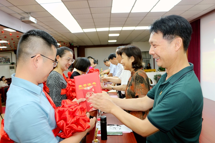 香港本港台开彩结果